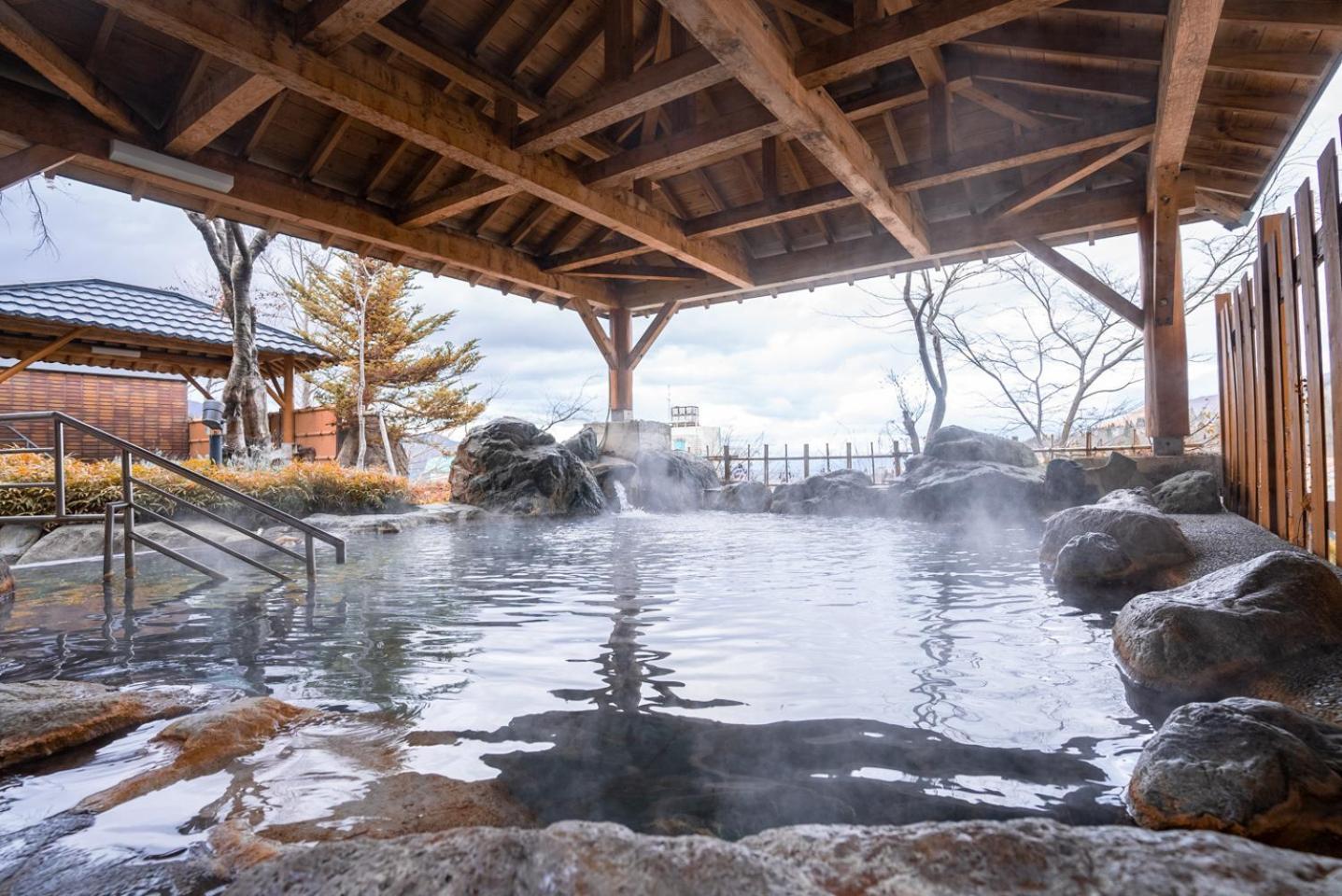Ishiuchibase Hotel Minamiuonuma Exterior photo
